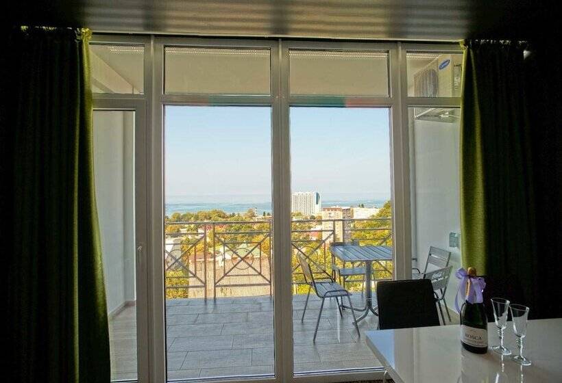 هتل Bristol Apart