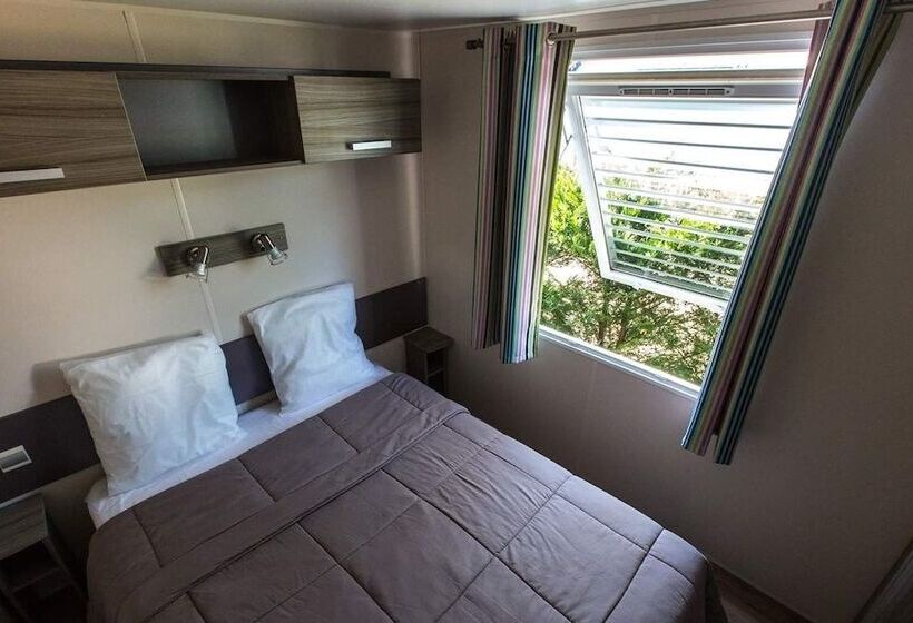 Отель Camping La Palmyre Estanquet