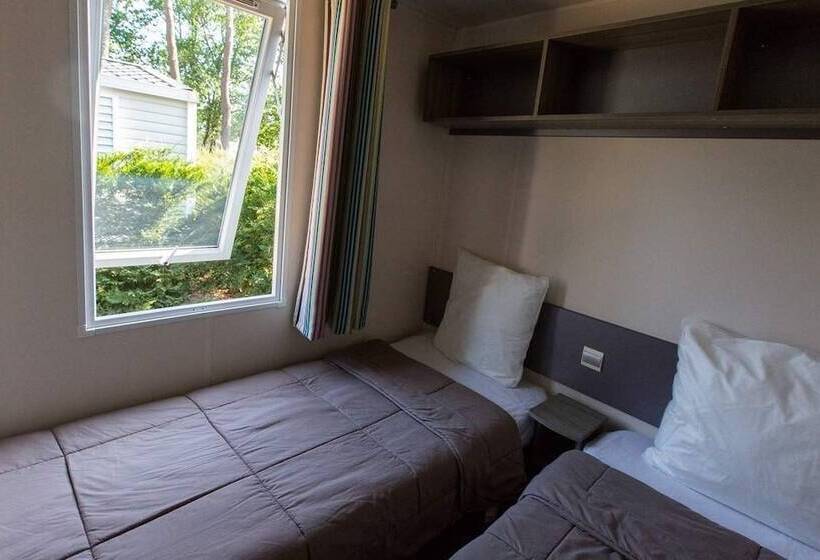 Отель Camping La Palmyre Estanquet