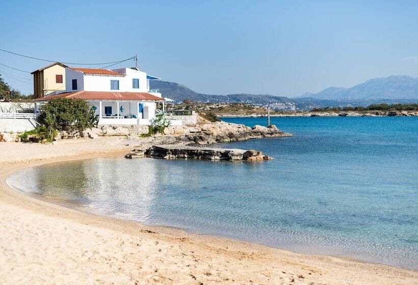هتل Casa Limnionari Beach House