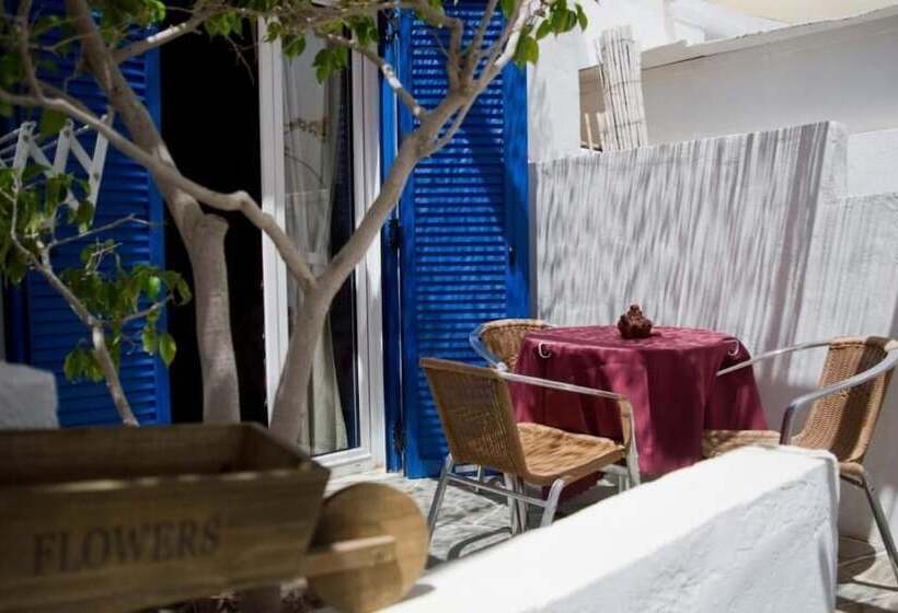 ホテル Cyclades Beach