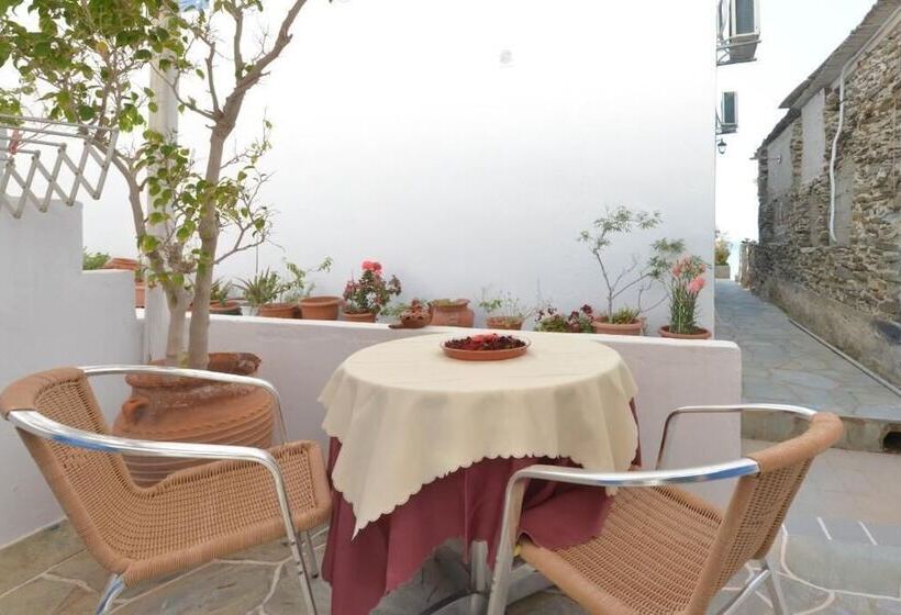 ホテル Cyclades Beach