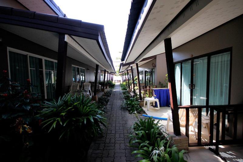 فندق Dang Sea Beach Bungalow