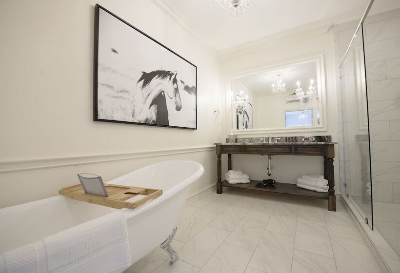 Отель Dominion House