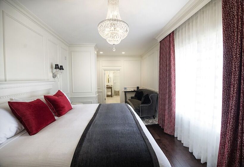 Отель Dominion House