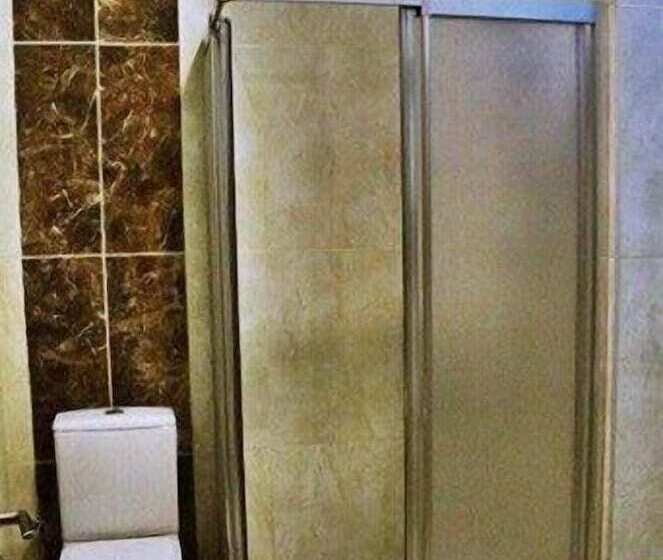 בית מלון כפרי Emsa Palace