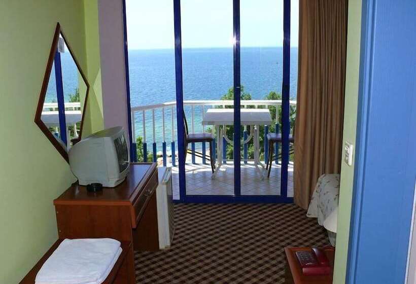 ホテル Erdek Helin