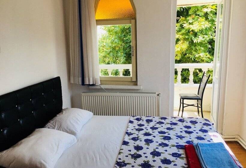 בית מלון כפרי Erkin Beach Club