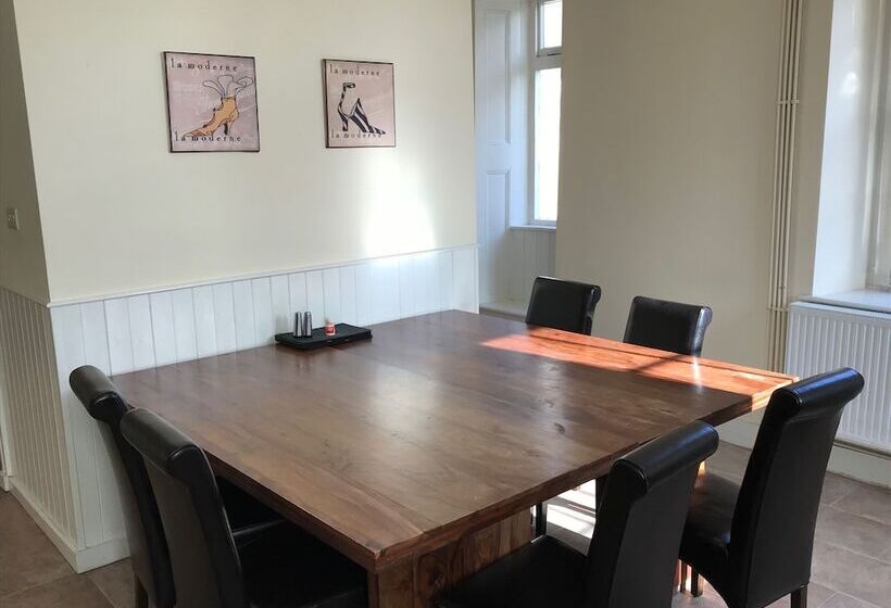 בית מלון כפרי Exchequergate