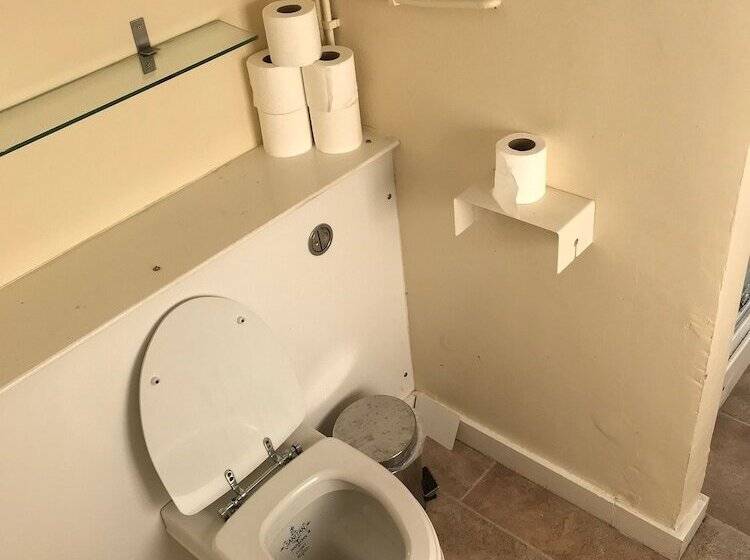 בית מלון כפרי Exchequergate