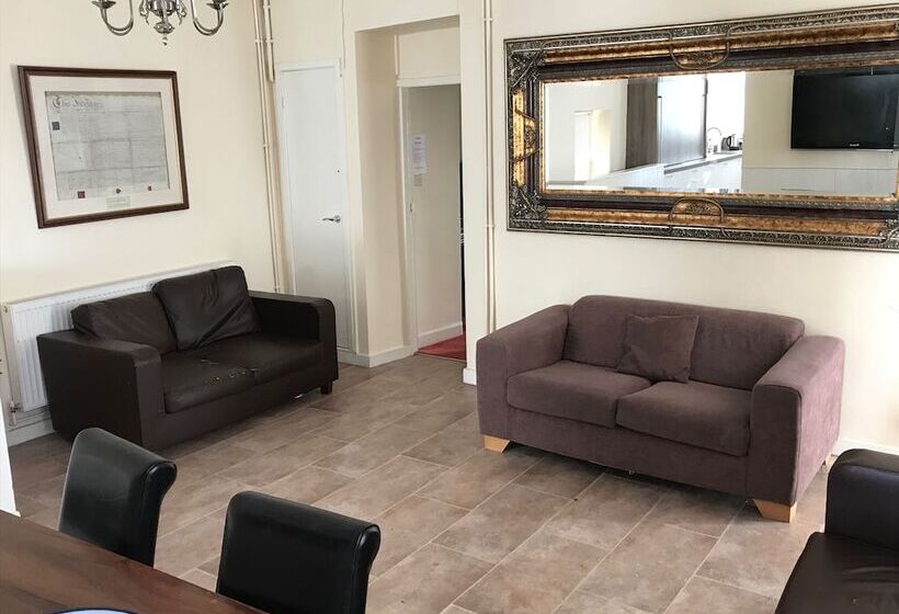 בית מלון כפרי Exchequergate