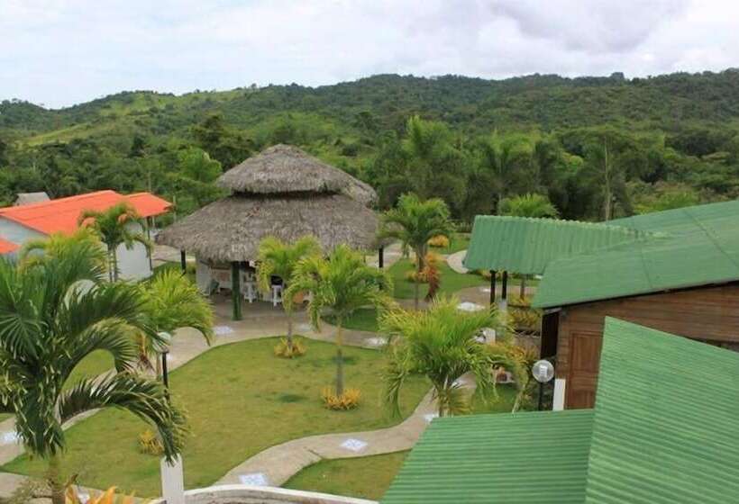 هتل Finca Hosteria Bella Aurora