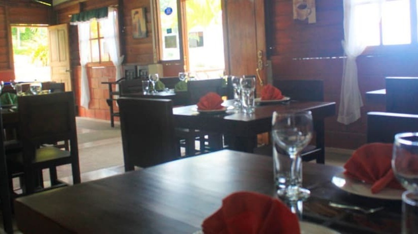 هتل Finca Hosteria Bella Aurora