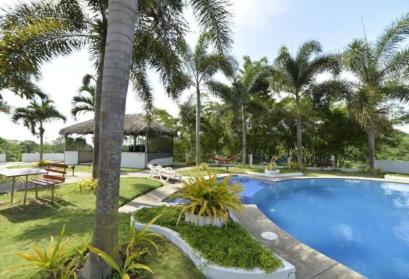 هتل Finca Hosteria Bella Aurora