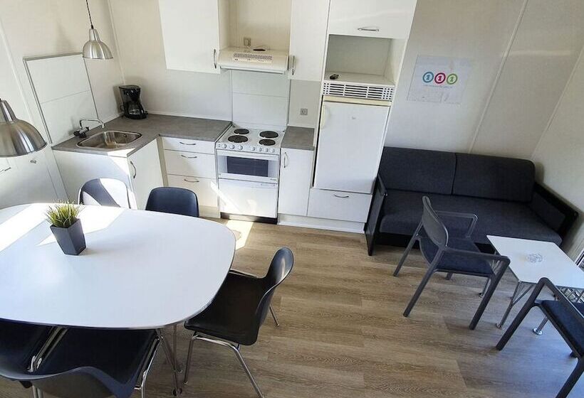 בית מלון כפרי First Camp Bøjden Strand