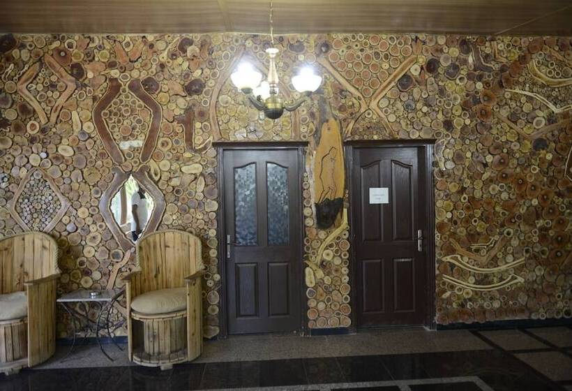 فندق Grand Ada Family