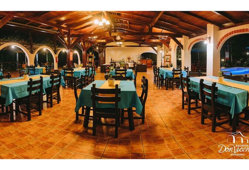 בית מלון כפרי Hacienda Don Vicente Bungalows   Tarapoto