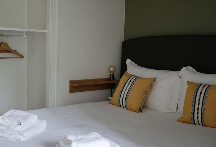 酒店 Hôtel Restaurant Trabenia