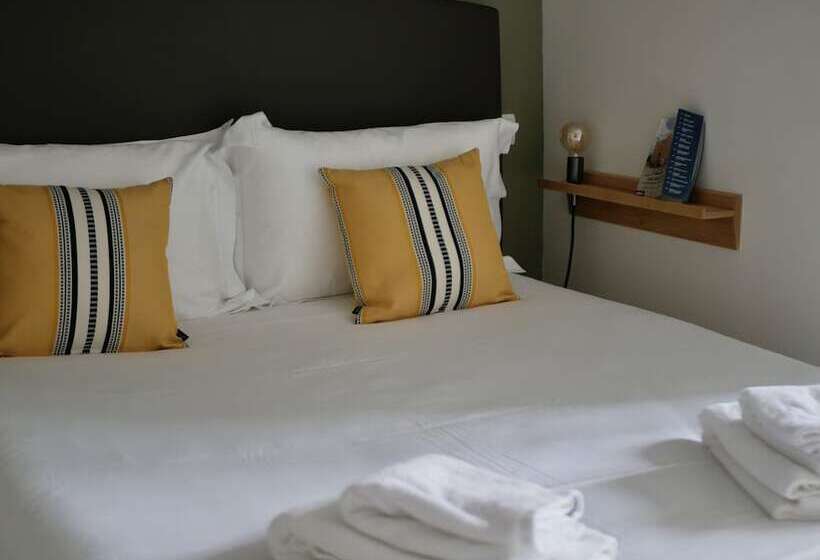 酒店 Hôtel Restaurant Trabenia