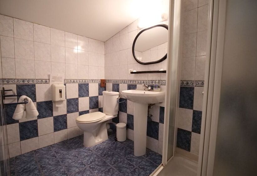 酒店 Hôtel Restaurant Trabenia