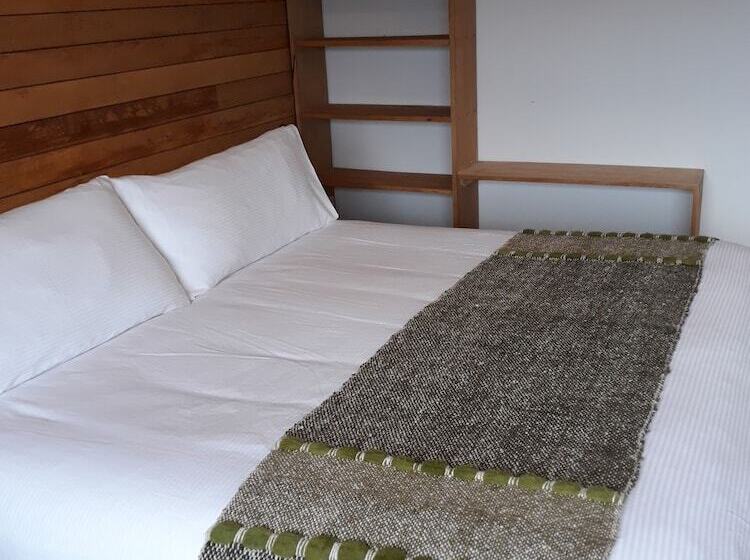 فندق Huillín Lodge