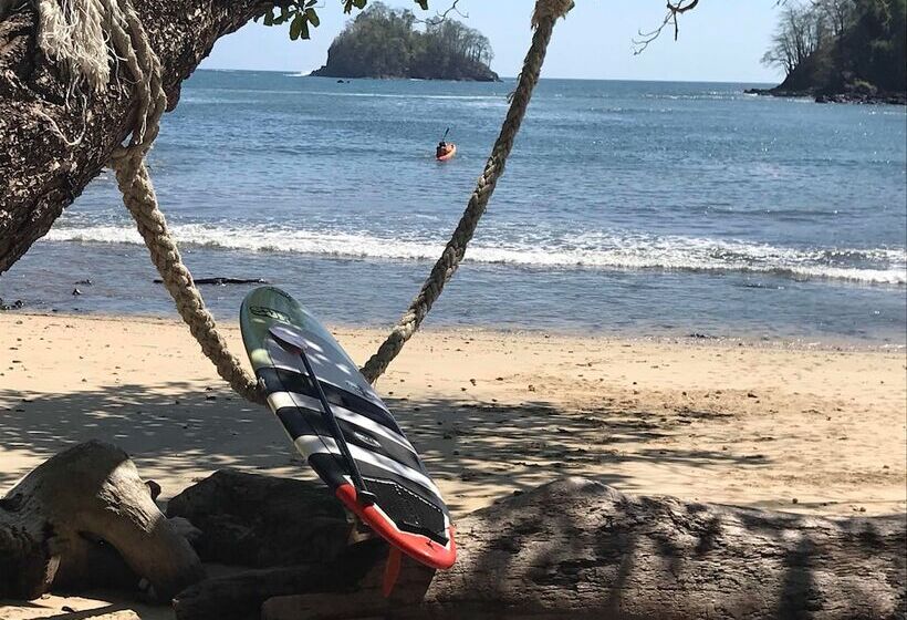 فندق Iguana Beach Eco Resort