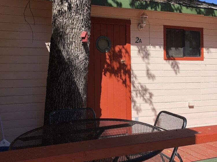 호텔 Indian Beach Resort