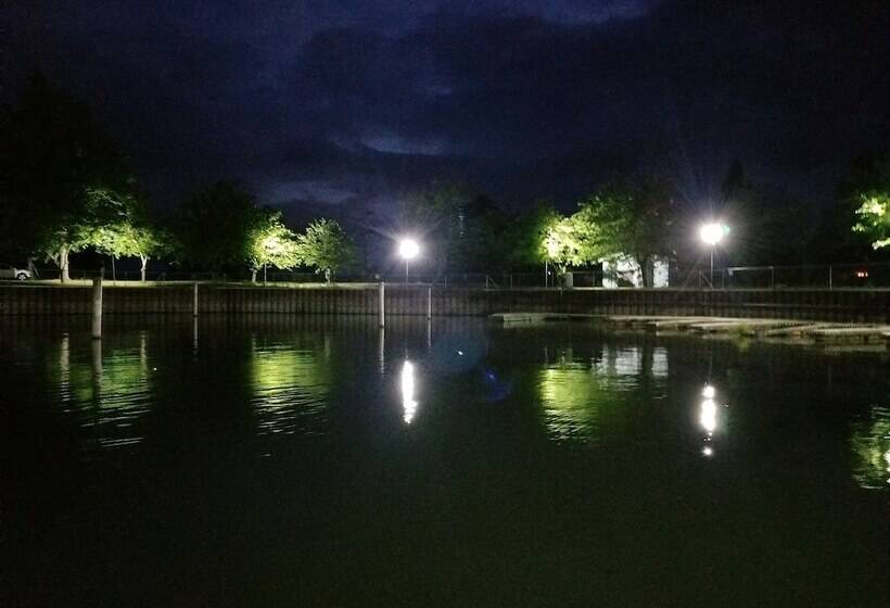 호텔 Indian Beach Resort