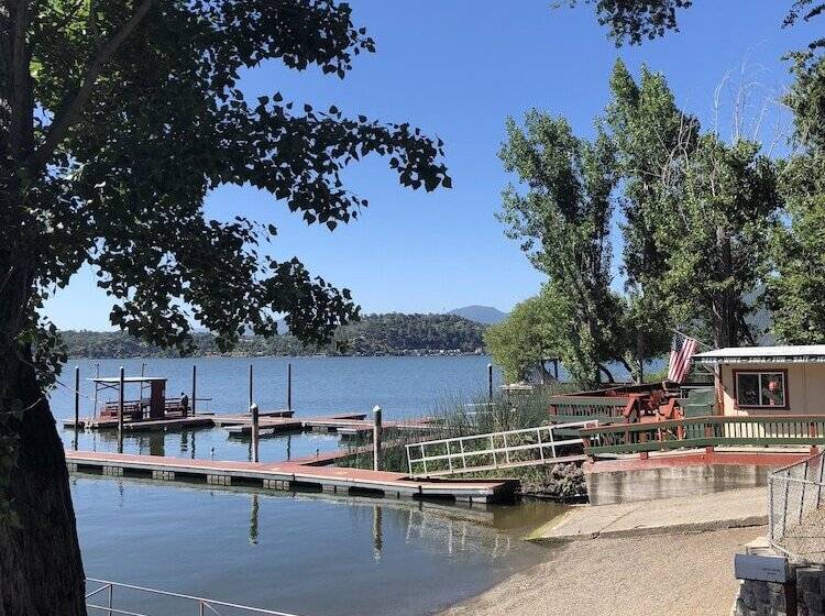 호텔 Indian Beach Resort