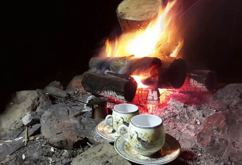 هتل Kirkahvesi Garden Campsite