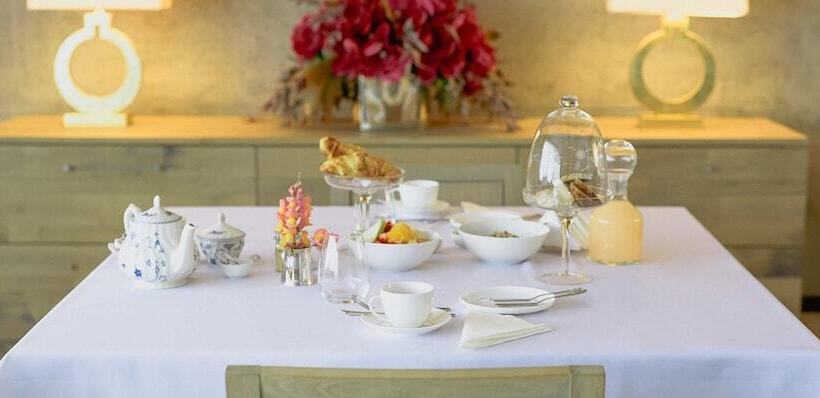 هتل Lodge Rocas Del Plata