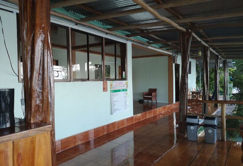 בית מלון כפרי Los Coquitos Lodge