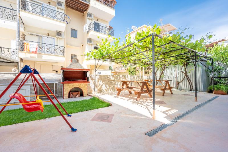 בית מלון כפרי Milonas House Apartments