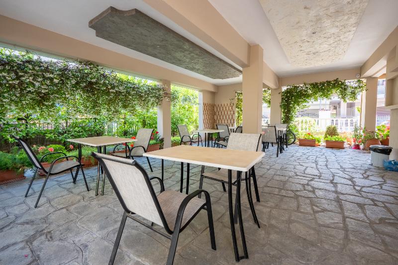 בית מלון כפרי Milonas House Apartments