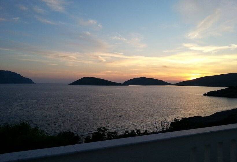 בית מלון כפרי Panormitis Pizanias Houses