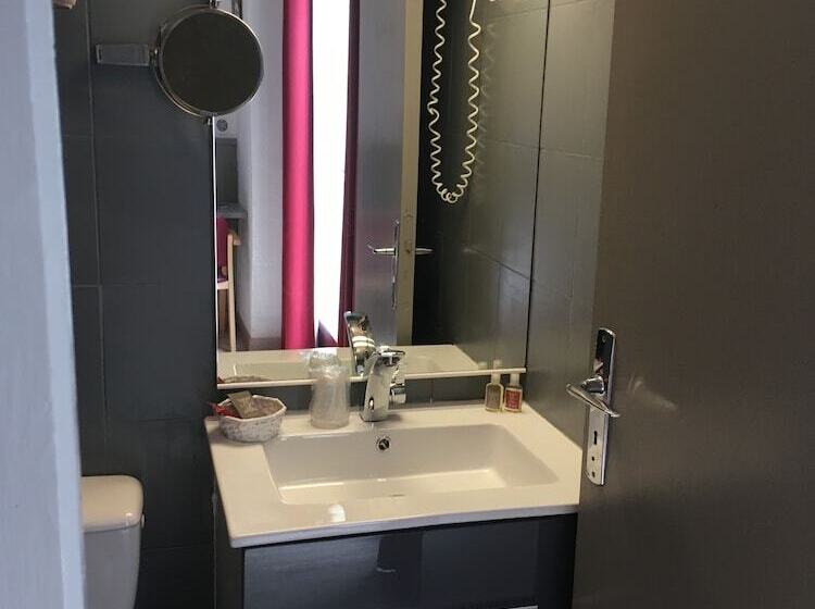 ホテル Restaurant La Source