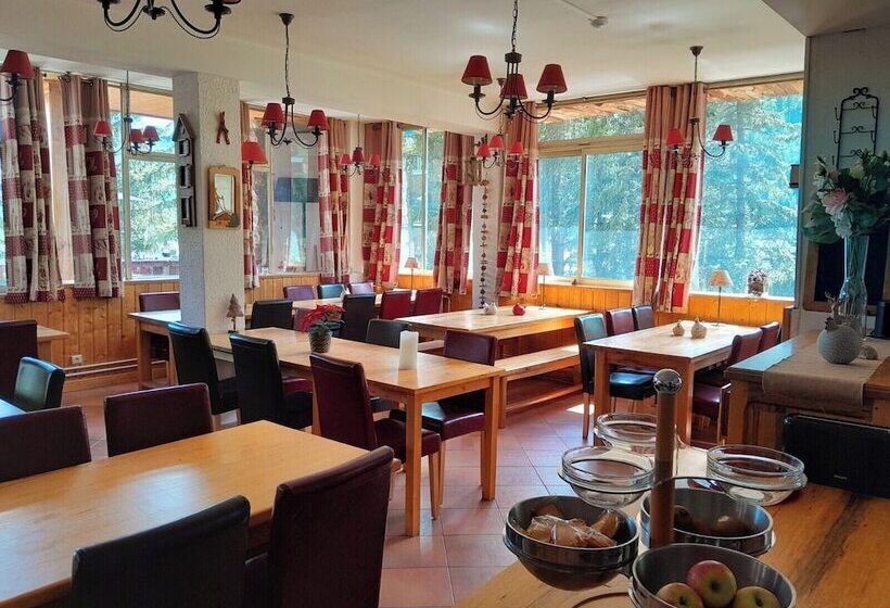 ホテル Restaurant La Source