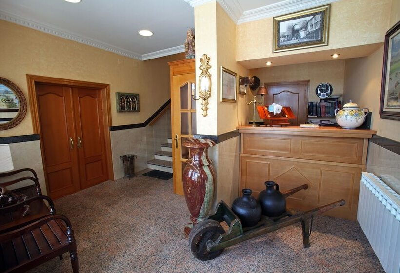 בית מלון כפרי Restaurante El Pentágono