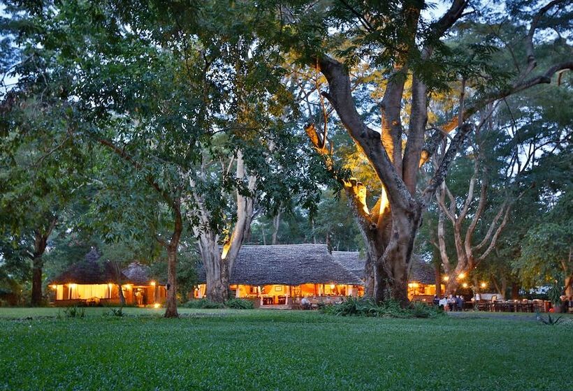 Отель Rivertrees Country Inn