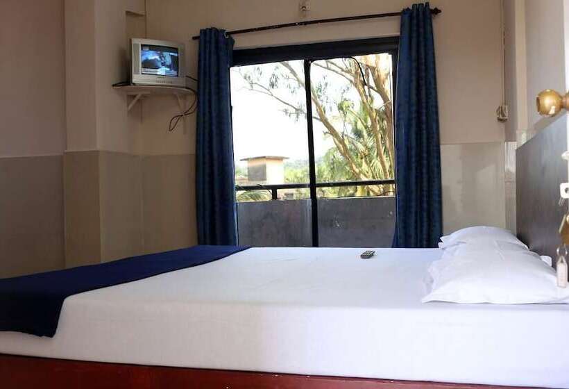 فندق Room Maangta 304   Panaji Goa