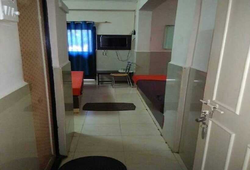 فندق Room Maangta 304   Panaji Goa