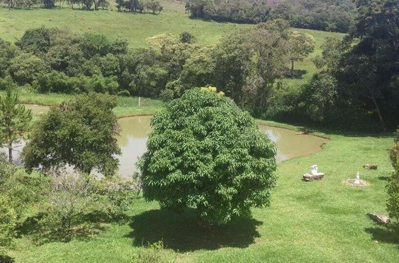 교외 호텔 Fazenda Pousada Cachoeira Do Flávio