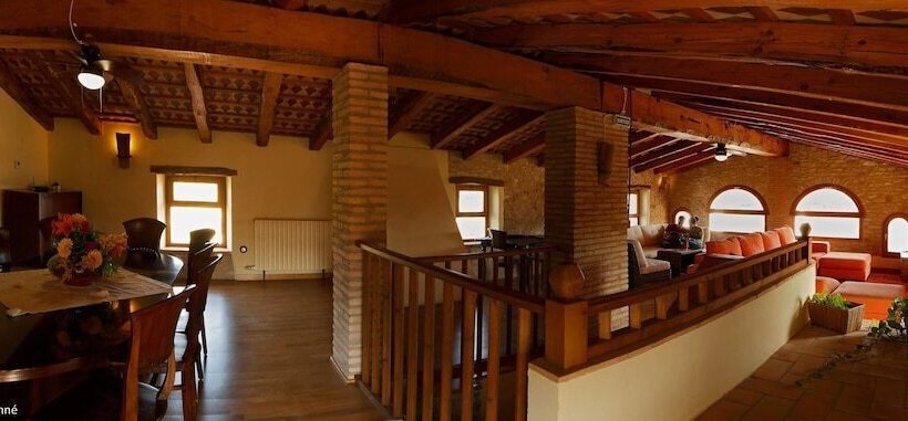 田舎風ホテル Mas Llagostera