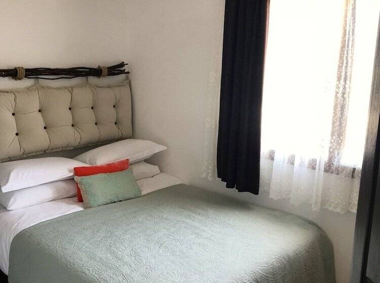 Отель Sanatbahcem