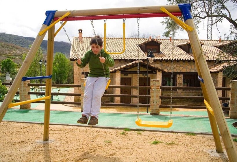 فندق Senderos Del Jerte