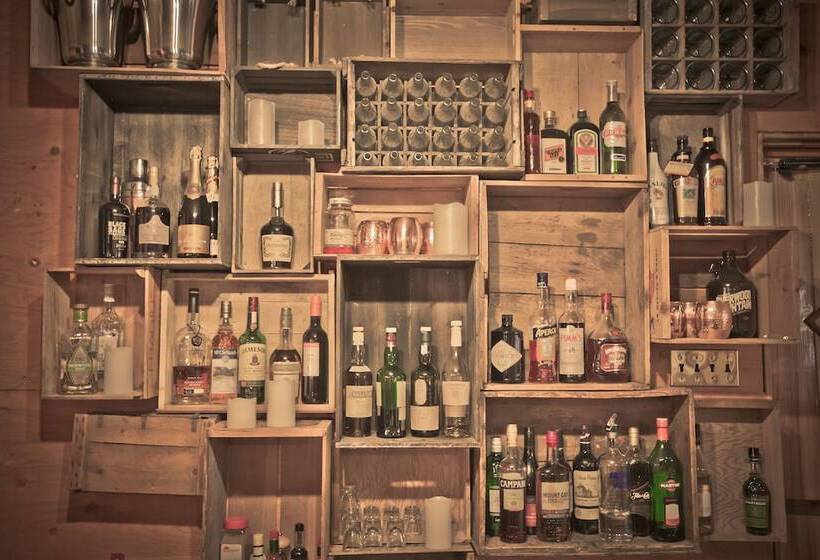 هتل Skeena Spey Riverside Wilderness & Lodge