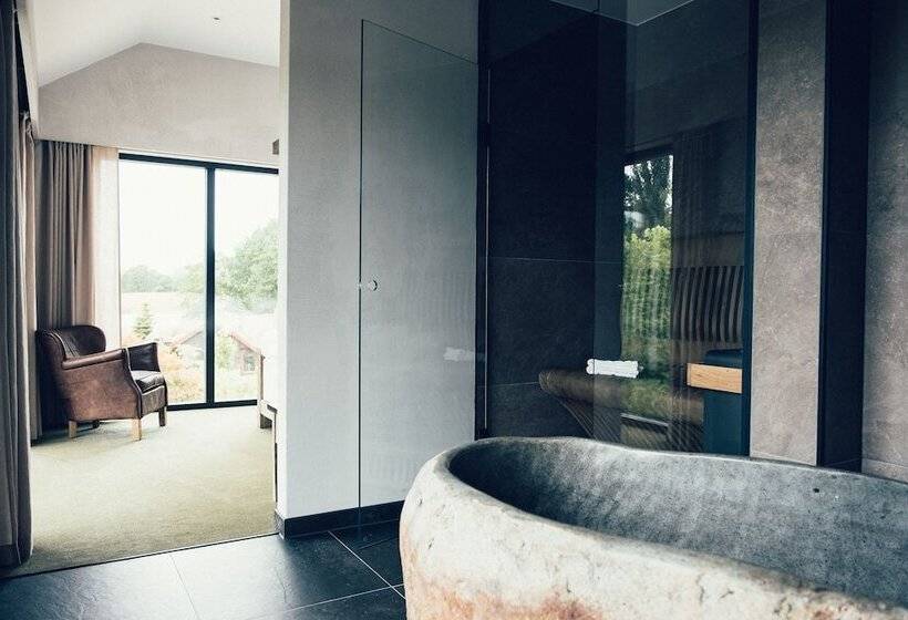 Otel ästad Vingård