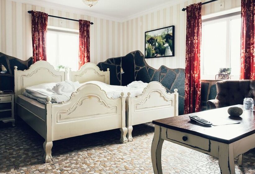 Otel ästad Vingård