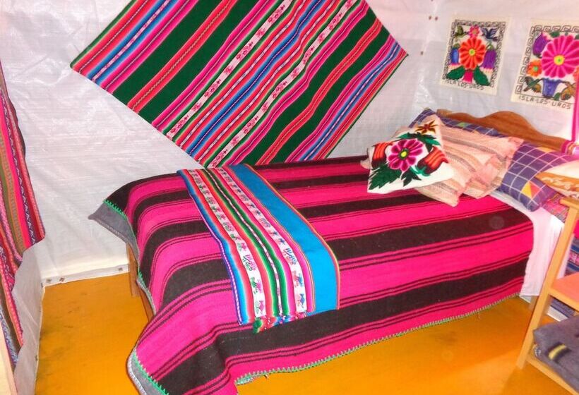 هتل Uros Suma Uro Lodge