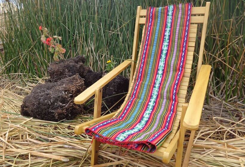 هتل Uros Suma Uro Lodge